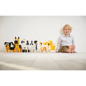 #806003 klocki konstrukcyjne CLICFORMERS brave friends black &amp; yellow od Clics.pl