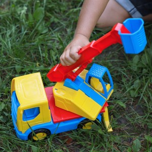 35318 PODNOŚNIK KOSZOWY AUTO TECH TRUCK Wader Zabawki ZWYŻKA od wader.pl